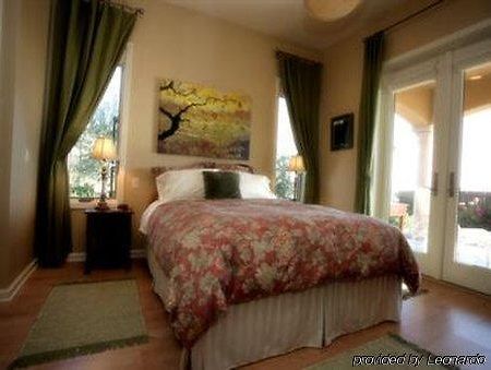 Alta Cresta Orchard & Inn Paso Robles Chambre photo